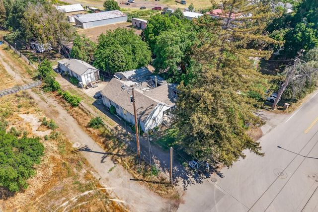 383 Taylor Rd, Lodi, CA 95242