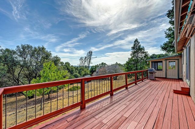 9305 Mosquito Rd, Placerville, CA 95667