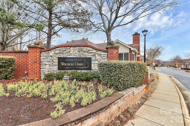 8684 Windsor Ridge Drive, Charlotte, NC 28277