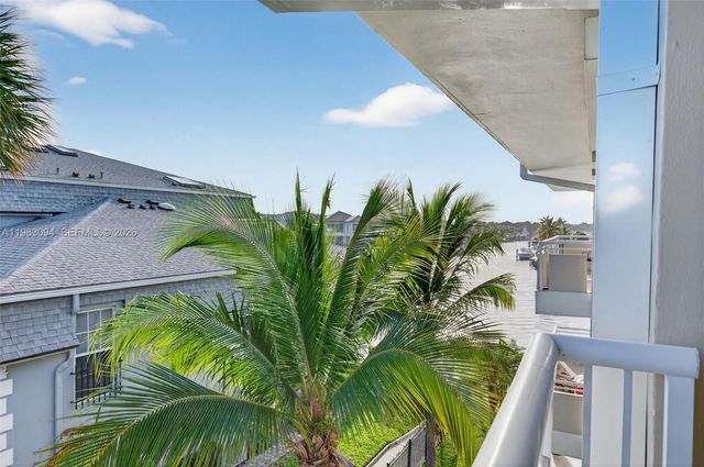 1198 Hillsboro Mile 340, Hillsboro Beach, FL 33062