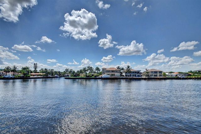 1198 Hillsboro Mile 340, Hillsboro Beach, FL 33062