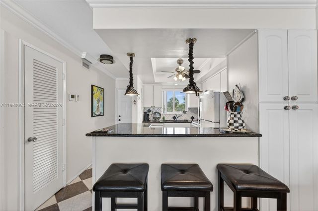 1198 Hillsboro Mile 340, Hillsboro Beach, FL 33062