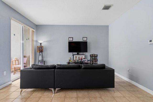 2007 SHOMA Drive 2007, Royal Palm Beach, FL 33414