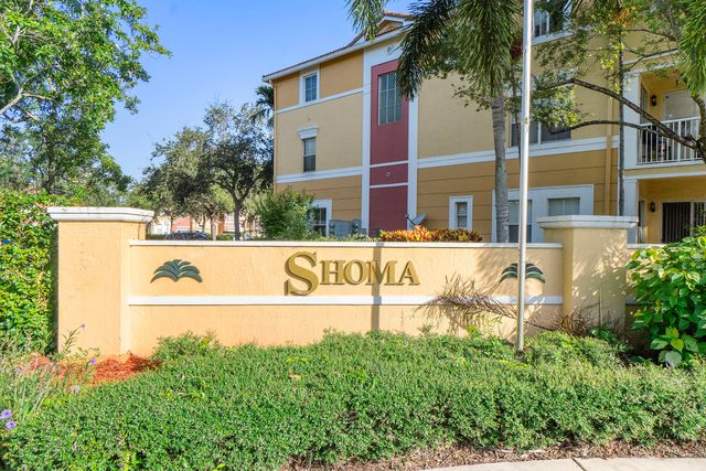 2007 SHOMA Drive 2007, Royal Palm Beach, FL 33414
