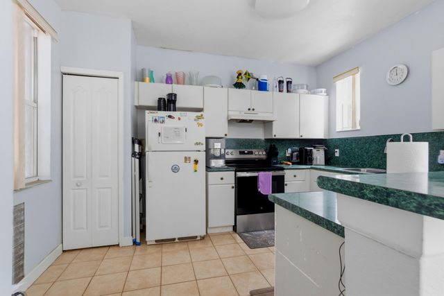 2007 SHOMA Drive 2007, Royal Palm Beach, FL 33414