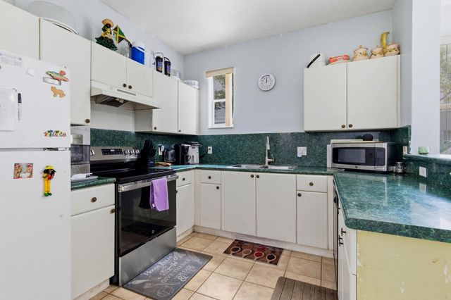 2007 SHOMA Drive 2007, Royal Palm Beach, FL 33414