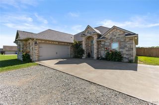 201 Buck Trail, Durant, OK 74701