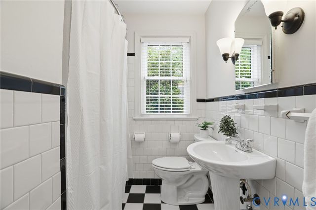4113 Hillcrest Rd, Richmond, VA 23225