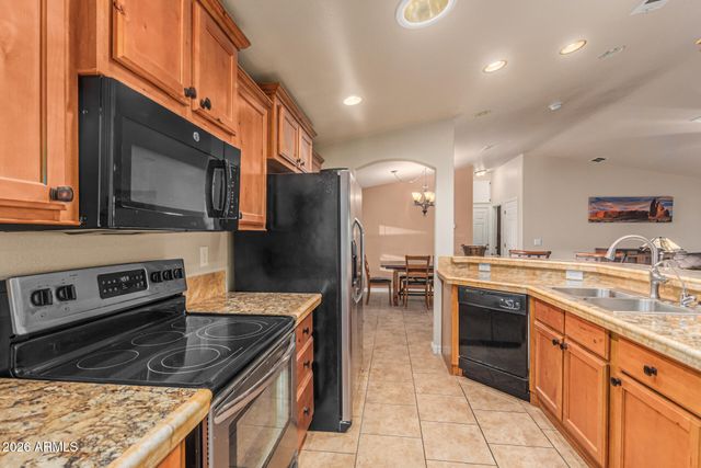 2263 N TREKELL Road 161, Casa Grande, AZ 85122