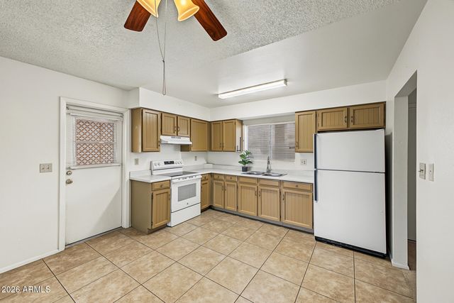 15611 N 22nd Street, Phoenix, AZ 85022