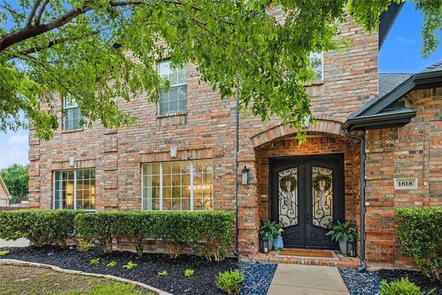 1818 Falcon Drive, Keller, TX 76248