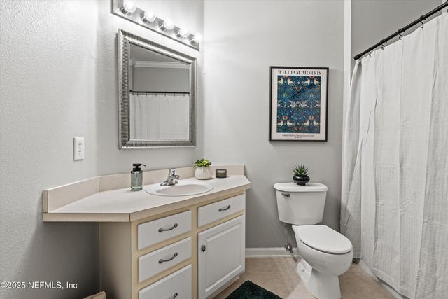 7801 POINT MEADOWS Drive 6104, Jacksonville, FL 32256