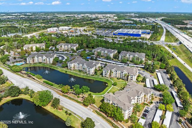 7801 POINT MEADOWS Drive 6104, Jacksonville, FL 32256