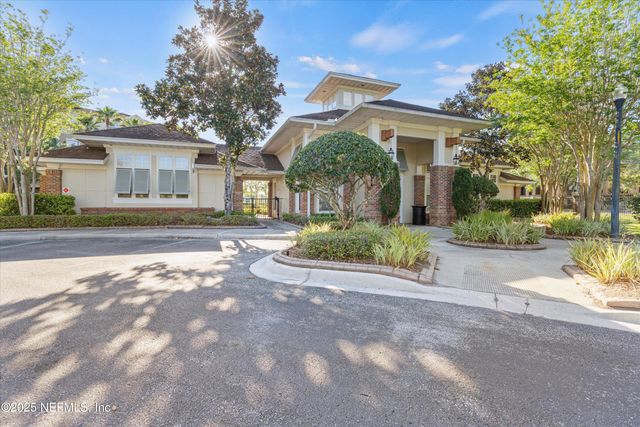 7801 POINT MEADOWS Drive 6104, Jacksonville, FL 32256