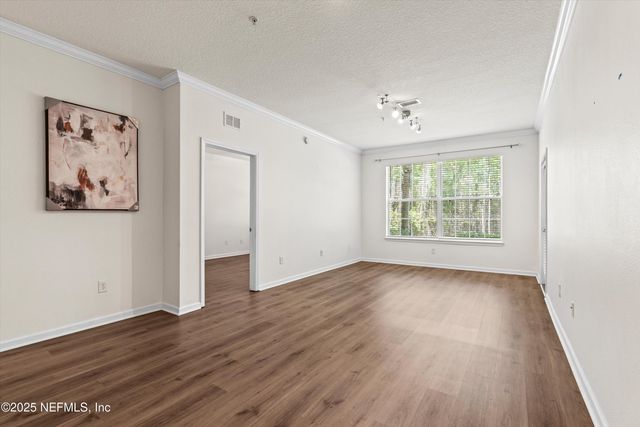 7801 POINT MEADOWS Drive 6104, Jacksonville, FL 32256