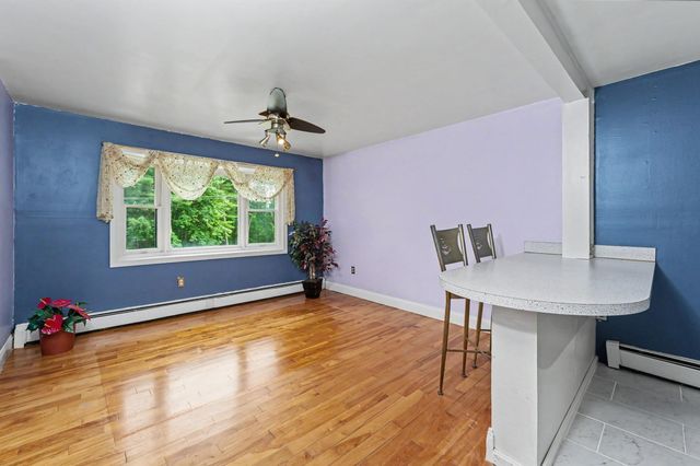 6 Colleen Road, Nashua, NH 03062