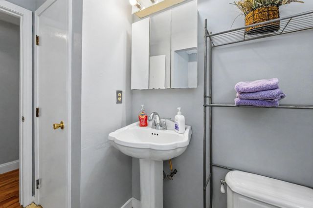 6 Colleen Road, Nashua, NH 03062