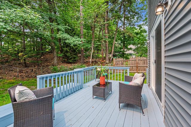 6 Colleen Road, Nashua, NH 03062