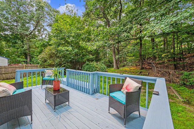 6 Colleen Road, Nashua, NH 03062