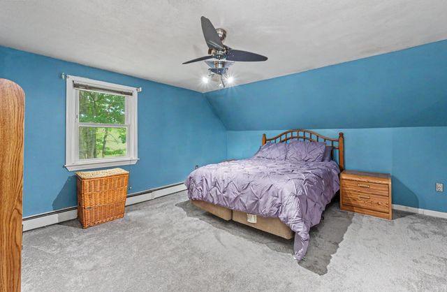 6 Colleen Road, Nashua, NH 03062