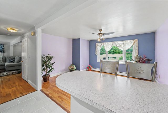 6 Colleen Road, Nashua, NH 03062