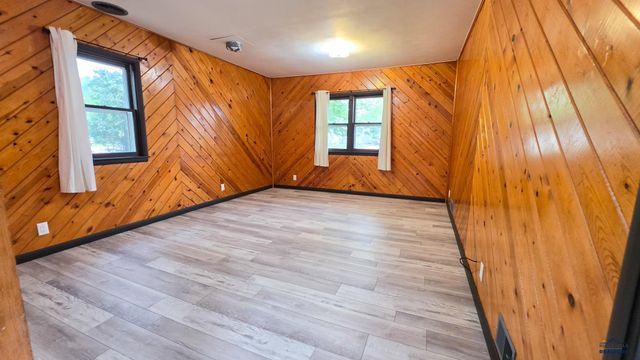 2118 OAK AVE, Rapid City, SD 57701