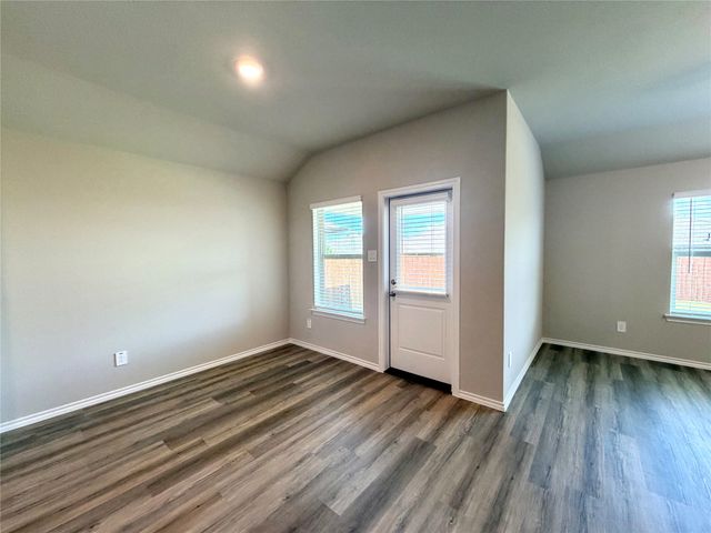 8516 Dunnstown Drive, Fort Worth, TX 76131