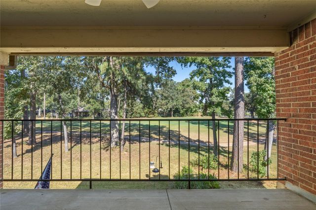 200 Panorama Drive 206, Conroe, TX 77304