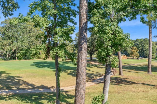 200 Panorama Drive 206, Conroe, TX 77304