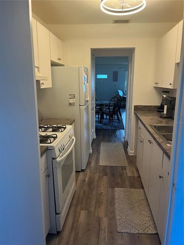 5660 80TH STREET N D101, St Petersburg, FL 33709