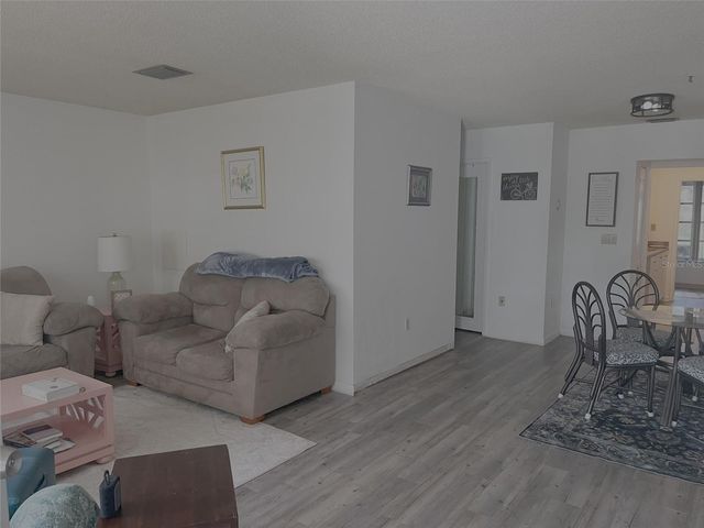 5660 80TH STREET N D101, St Petersburg, FL 33709