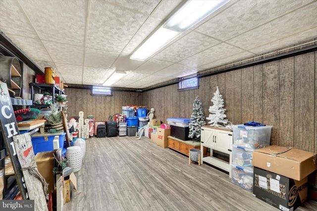 390 MEGGON RD, Red Lion, PA 17356