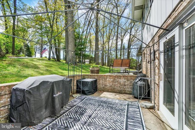 390 MEGGON RD, Red Lion, PA 17356