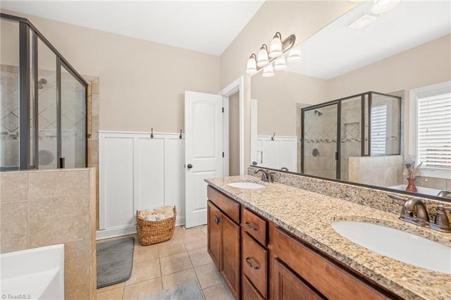 3457 Grandview Crossing Lane, Pfafftown, NC 27040