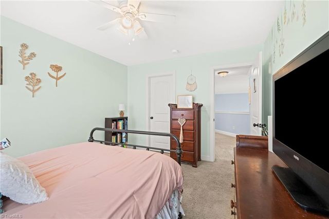 3457 Grandview Crossing Lane, Pfafftown, NC 27040