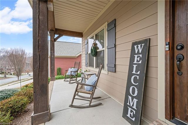 3457 Grandview Crossing Lane, Pfafftown, NC 27040