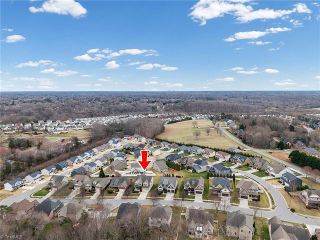 3457 Grandview Crossing Lane, Pfafftown, NC 27040