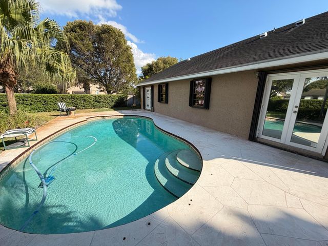 15943 W Wind Circle, Sunrise, FL 33326