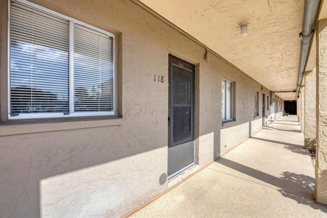 3534 LAKE BAYSHORE DRIVE K118, Bradenton, FL 34205