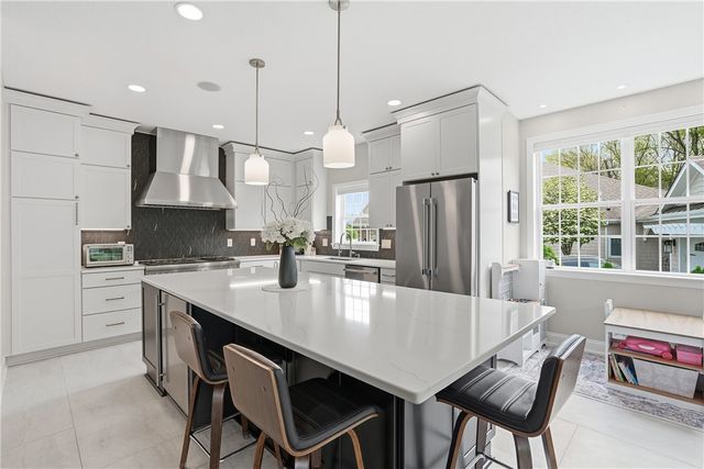 5151 Trillium Dr, Murrysville, PA 15632