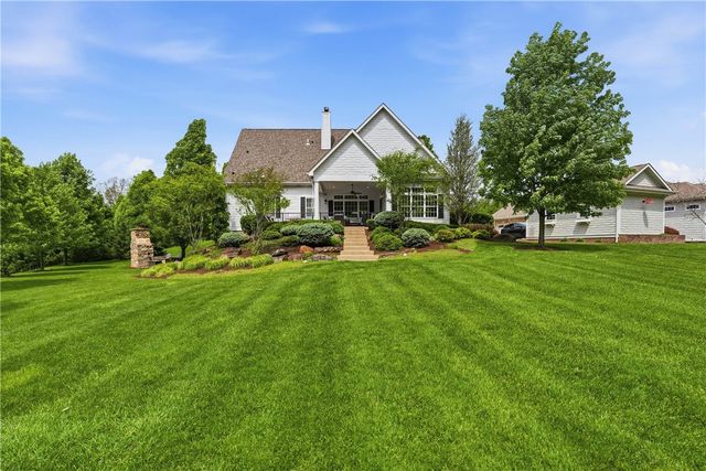 5151 Trillium Dr, Murrysville, PA 15632