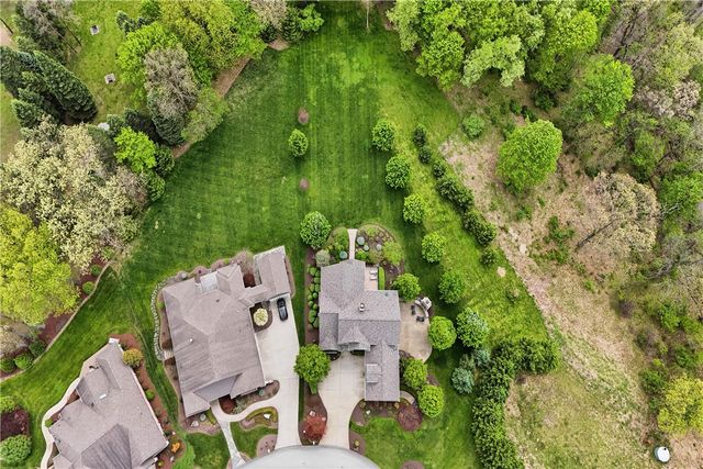 5151 Trillium Dr, Murrysville, PA 15632