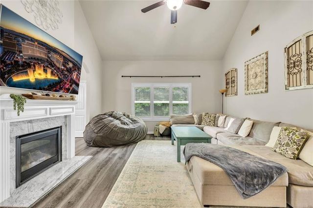 5 Carlow Court, Newnan, GA 30263
