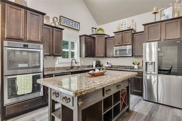 5 Carlow Court, Newnan, GA 30263