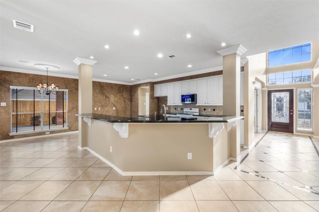 2406 Spanish Oak Hill Court, Spring, TX 77388