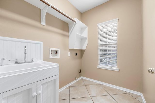 2406 Spanish Oak Hill Court, Spring, TX 77388