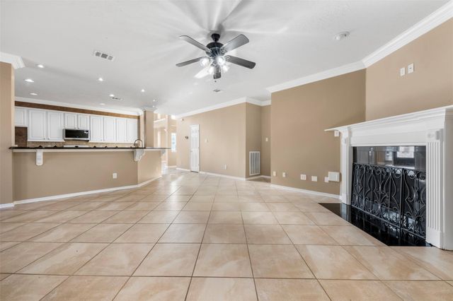 2406 Spanish Oak Hill Court, Spring, TX 77388