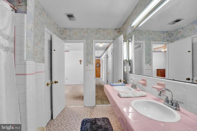 104 GILMORE RD, Havertown, PA 19083