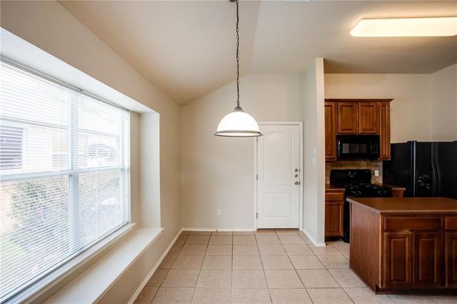 1200 Rainbow Parke DR, Round Rock, TX 78665