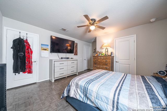 5906 Larkspur Vly, San Antonio, TX 78218